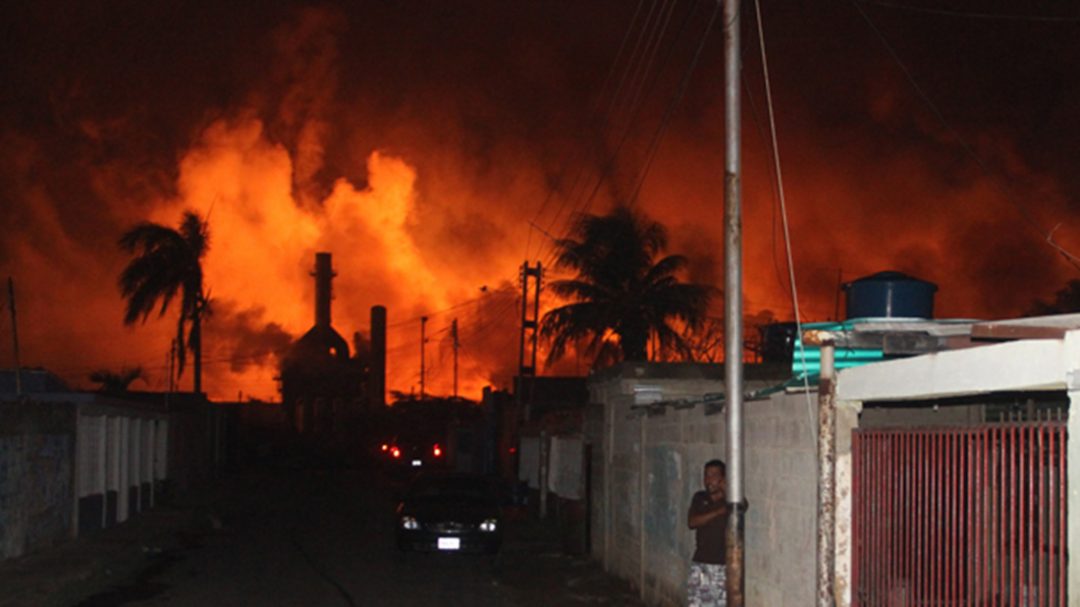 Foto nota casas explosión Amuay